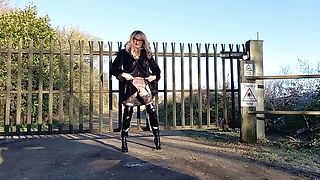 Tranny Dildoing Her Culo On A Bench Outdoors